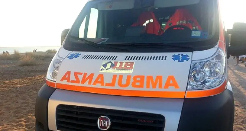 La Maddalena: cade un masso in spiaggia, turista colpito è morto