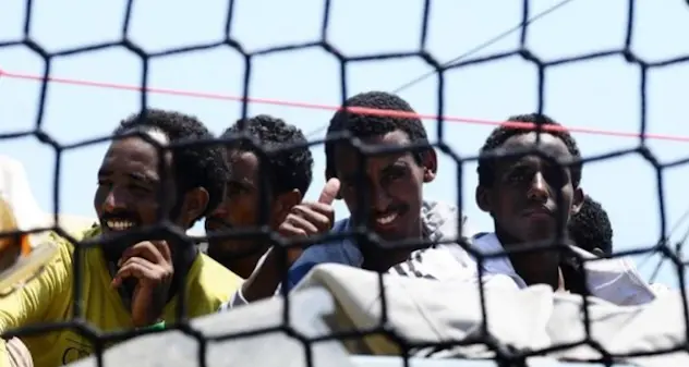 Migranti: aumenta a 2.365 euro il costo medio di un rimpatrio irregolare