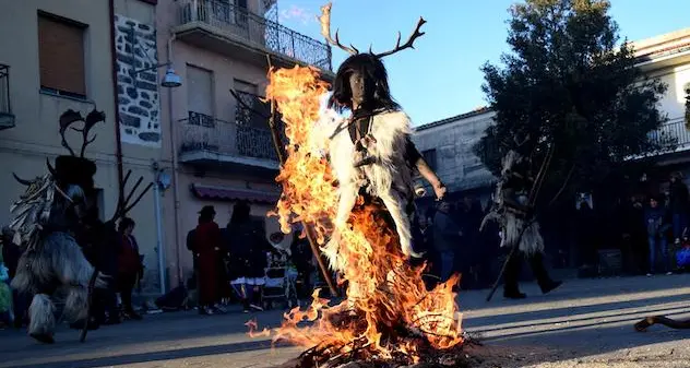 È tempo di Ritus Calendarum, a Neoneli inizia il countdown per l’atteso carnevale tradizionale