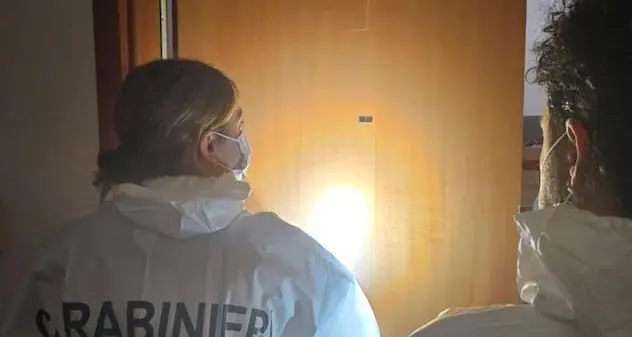 Bimba scomparsa a Firenze, maxi ispezione in ex hotel: nessuna traccia di Kata
