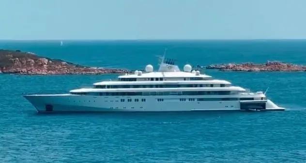 Yacht e superyacht in Gallura: un impatto economico di 4,2 milioni al giorno