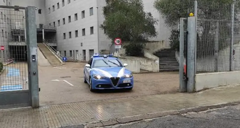 Sassari. Trentenne malmenato dal branco a Luna e Sole