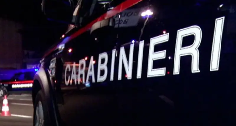 Olbia: speronano l'auto dei Carabinieri e scappano, nei guai due giovani