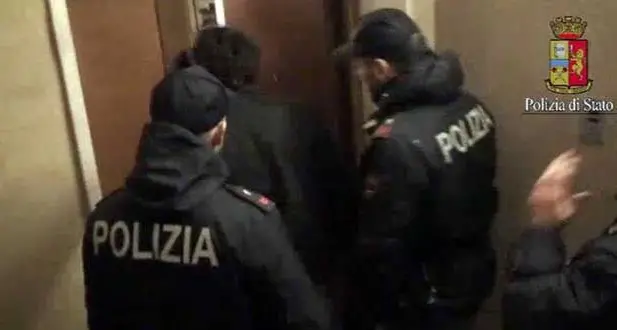 Carbonia. Furto aggravato ed evasione dai domiciliari, arrestato 31enne