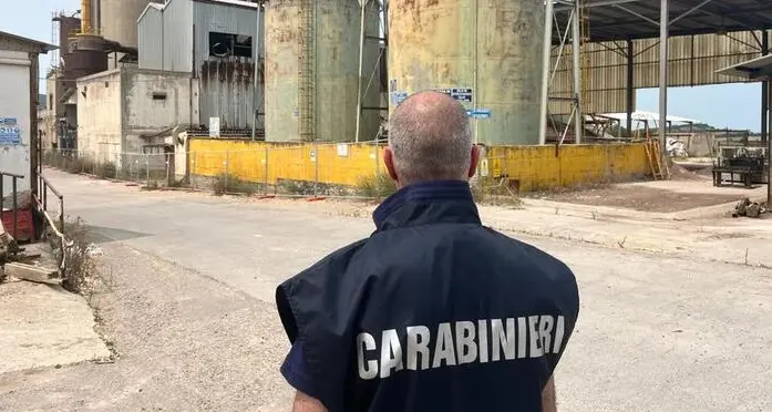 Ottanta tonnellate di oli pericolosi sequestrati a Piscinas