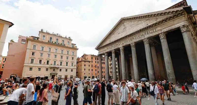 Pantheon, ingresso a pagamento da oggi: biglietti a 5 euro