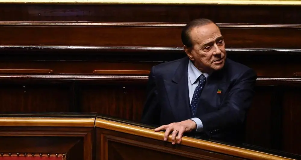 Aperto il testamento di Silvio Berlusconi davanti agli avvocati dei figli