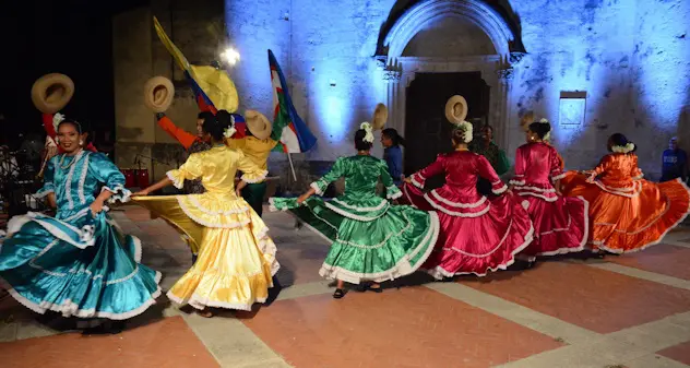 Assemini. Al via l’attesissimo Festival Internazionale del Folklore “Is Pariglias 2023”