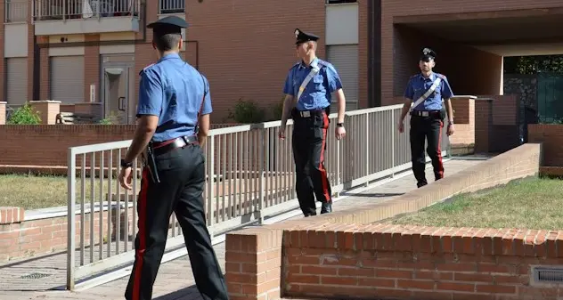 Monserrato. Sosta vicino alla casa della ex: 18enne denunciato