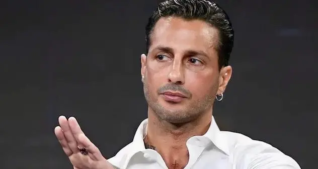 Rubano file top secret su Messina Denaro e li propongono a Fabrizio Corona: arrestati