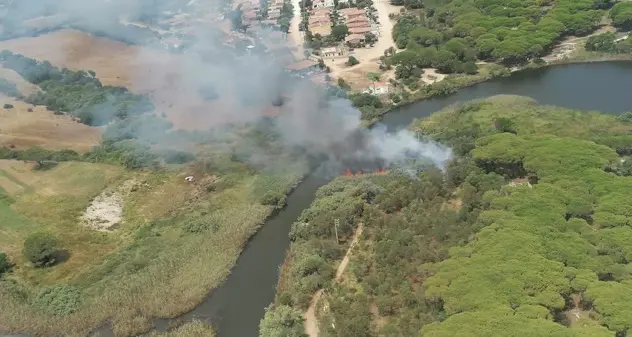 Incendi in Sardegna. Fiamme a Nurri, Serri e Siniscola