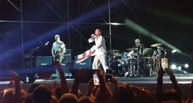 Biagio Antonacci inaugura col botto l'estate musicale algherese