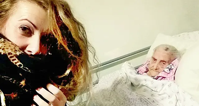 Nonna, c’è il Coronavirus: “Feiddu intrai”. La forza di Tzia Chiarina Lai, 105 anni per dare coraggio ai sardi