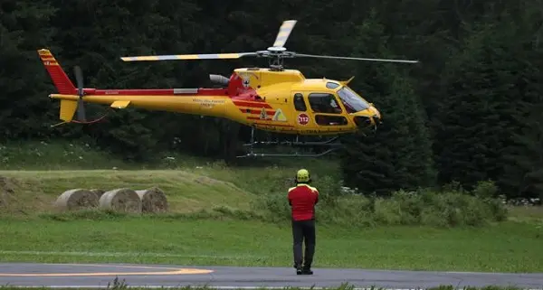 Scala da solo senza protezioni e precipita, morto alpinista sulle Dolomiti