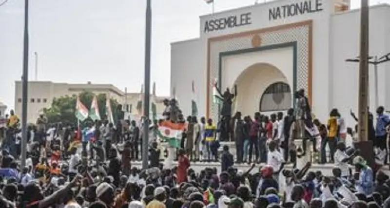 Golpe in Niger, volo speciale per rientro italiani. Al via evacuazione francesi