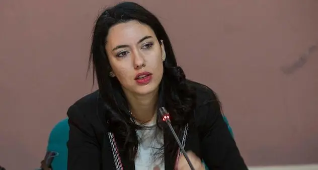 Scuola, Azzolina boccia il 6 politico. L’anno più lungo si può evitare grazie al digitale