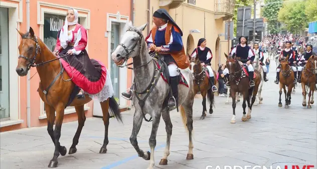 Nuoro, partecipazione dei cavalieri e delle amazzoni alla 123^ edizione della Festa del Redentore: proroga scadenza al 23 agosto