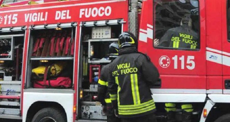 Sassari: casa in fiamme nel rione Monte Rasello, distrutto un appartamento