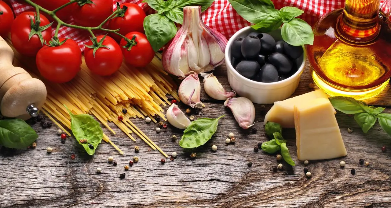 Alimentazione durante le feste: i consigli degli esperti per un Natale sano