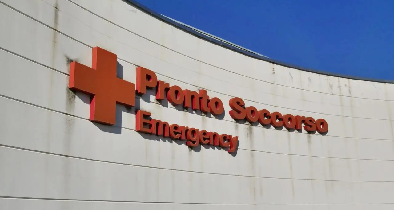Medici emergenza: \"Non ce la facciamo più, Giorgetti scelga quali pronto soccorso e ospedali chiudere\"