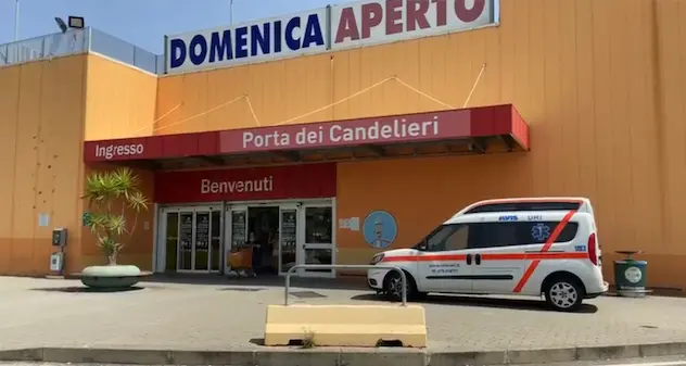 Donazione del sangue: il 6 settembre l’autoemoteca dell’Avis al centro commerciale Porte di Sassari