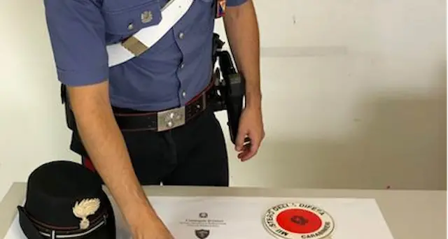 Oschiri. Scappa all’alt dei carabinieri e durante la fuga estrae l’arma contro i militari, arrestato