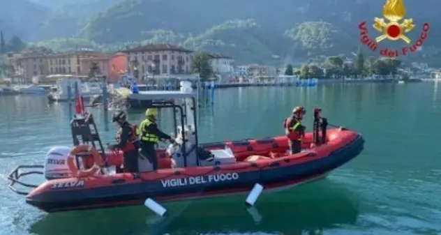 Ventenne dispersa nel lago d’Iseo: indagata l’amica che guidava la barca