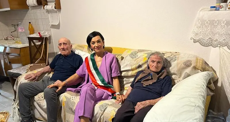 Nonno Emanuele compie 105 anni: grande festa a Carbonia