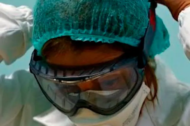 Foto Cecilia Fabiano/LaPresse \\n24 gennaio 2020 Roma (Italia) \\nCronaca \\nEmergenza Virus dalla Cina u.o.c. malattie infettive ad alta intensit&#xe0; di cura ed altamente contagiose dell&#x2019;ospedale Lazzaro  Spallanzani \\nNella foto:la dottoressa Angela Corpolongo mostra il reparto pronto per accogliere i pazienti affetti da coronavirus   \\nPhoto Cecilia Fabiano/LaPresse \\nJanuary 24 , 2020 Rome (Italy) \\nNews \\nVirus emergency from China  highly infectious and highly contagious infectious diseases unity of the  Spallanzani hospital\\nIn the pic : Doctor Angela Corpolongo showing the unity care fitted for the coronavirus
