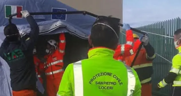 Coronavirus. A Tortolì montata la tenda per i dializzati