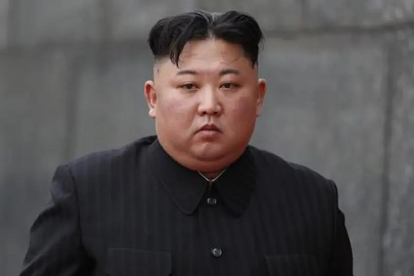 epa07407811 North Korean leader Kim Jong-un attends a wreath laying ceremony at the Ho Chi Minh Mausoleum in Hanoi, Vietnam, 02 March 2019.  EPA/JORGE SILVA / POOL