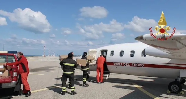 Trasporto urgente di kit diagnostici per le strutture sanitarie dell’Isola