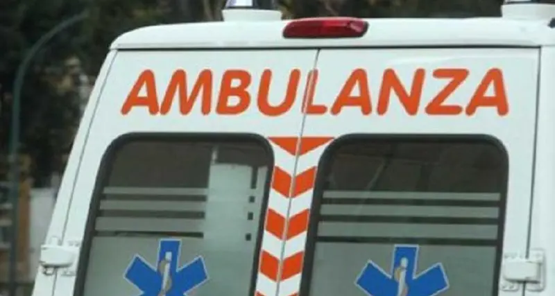 Incidente stradale a Cagliari, ferito un agente della Polizia locale