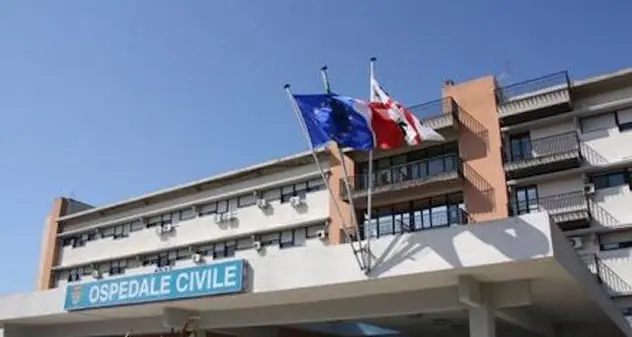 Crisi dell’ospedale civile. Mulas (Fdi) convoca la quinta commissione in videoconferenza