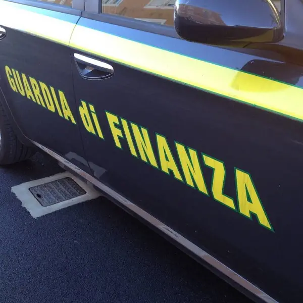 Finta cecità per ottenere pensione: scoperta truffa da 125mila euro nel Napoletano