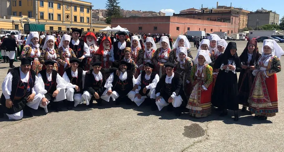 Ollolai celebra i 30 anni del Gruppo folk Balladores. Il 30 settembre musica e danze in piazza