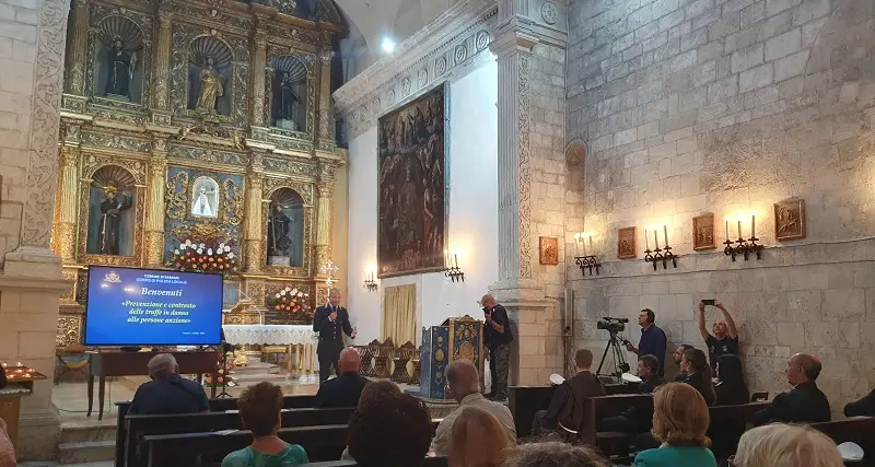 Sassari, aumentano le truffe agli anziani: scende in campo la Polizia locale