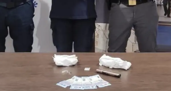 Filippino fermato all’aeroporto di Cagliari con quasi due etti di droga