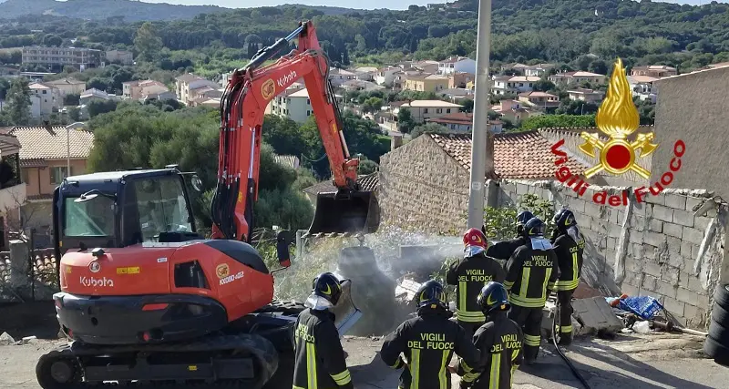 Arzachena: fuga di gas da un serbatoio di GPL, Vigili del fuoco in azione