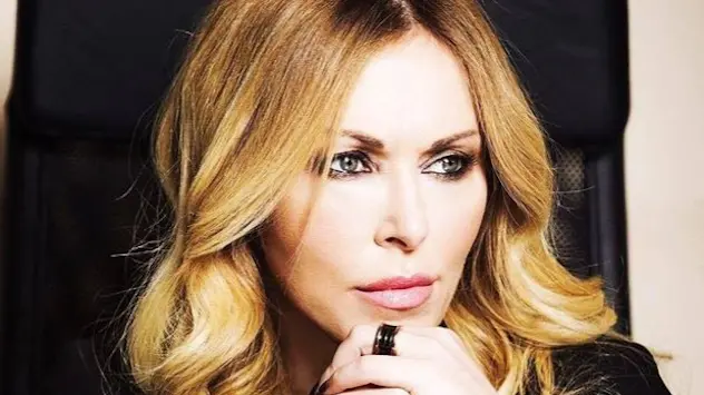 Indagini chiuse su presunto stalking di gruppo a Cagliari: Roberta Bruzzone tra gli indagati