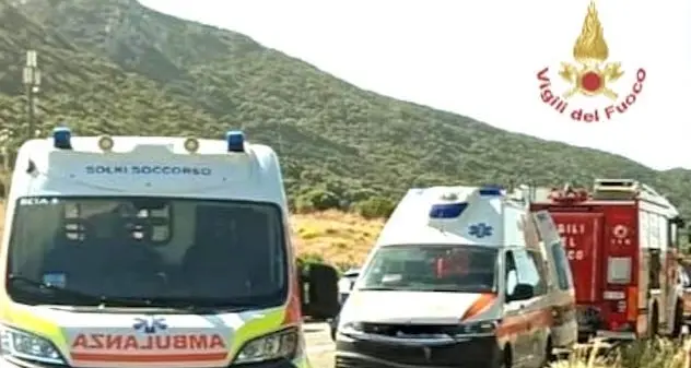 Villamassargia. Incidente sulla Provinciale 2, tre mezzi coinvolti e due feriti