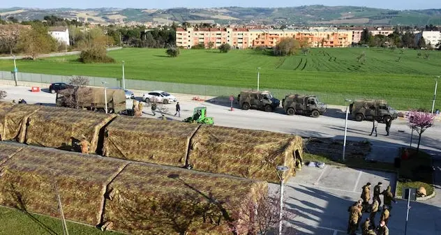 Coronavirus. Arrivano i primi pazienti all’ospedale da campo di Jesi