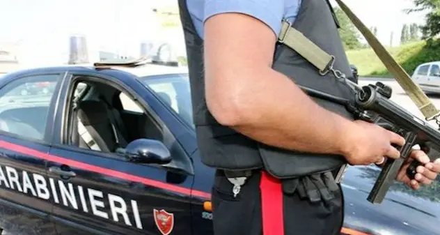 Finge una rapina per incassare 700 euro della ditta: arrestato autotrasportatore