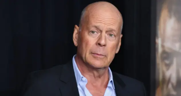 Si aggravano le condizioni di salute di Bruce WIllis: \"Non parla quasi più\"