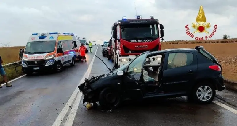 Grave incidente stradale a Monastir: feriti trasportati con l'elisoccorso