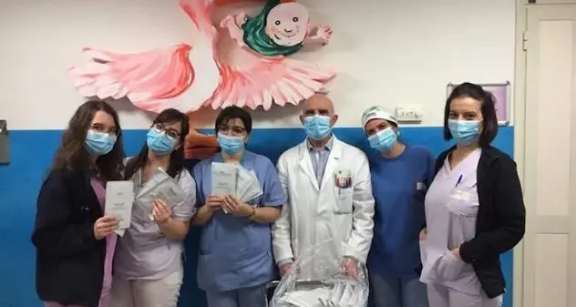 Coronavirus. Infermieri e medici di Lanusei ringraziano per i doni ricevuti
