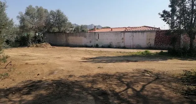 Il Comune bonifica l’area retrostante il Pirina. Il Comune: “Risolta la questione dei senzatetto”