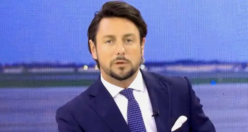 Mediaset, Andrea Giambruno si è autosospeso da \"Diario del giorno\" per una settimana