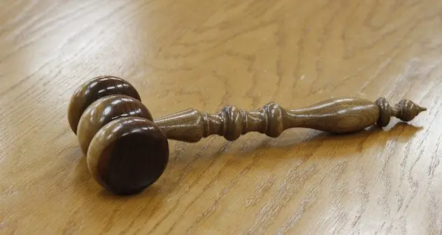 Ebbe figlio con un 13enne, prof in carcere con condanna definitiva