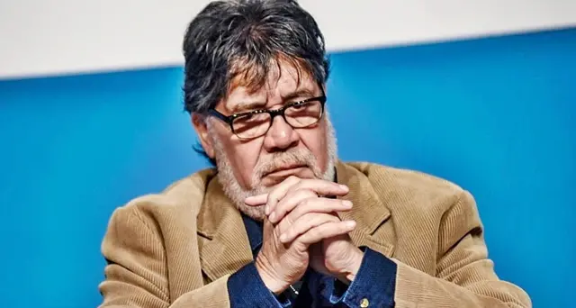 Coronavirus, Morto Luis Sepulveda, lutto nel mondo della cultura: lo scrittore cileno aveva 71 anni